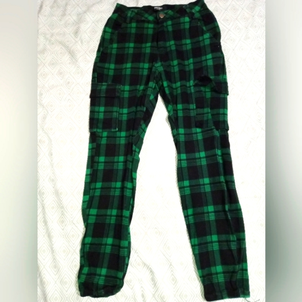 American Bazi Black Green Plaid Pants Jeans Elastic Cuffs Medium Cargo Pockets